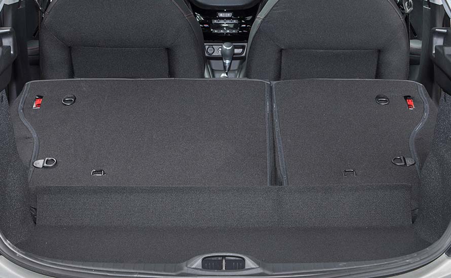 Peugeot 208 Benzin Otomatik