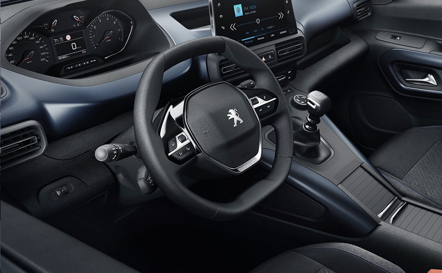 Peugeot Rifter    Cizgi Rent a Car
