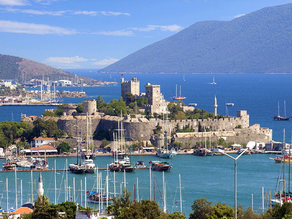 Akdeniz ve Ege'nin Birleştiği Muazzam Yer : Bodrum